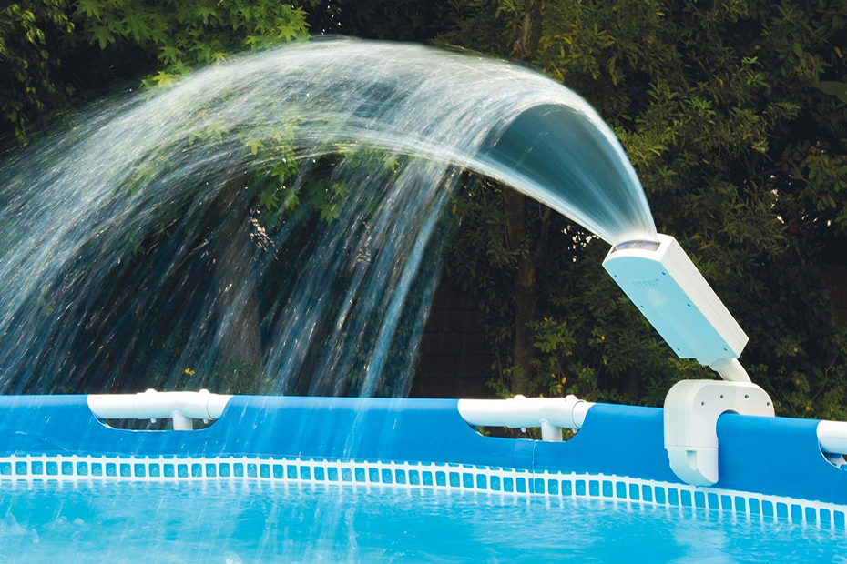 abbellire una piscina fuori terra